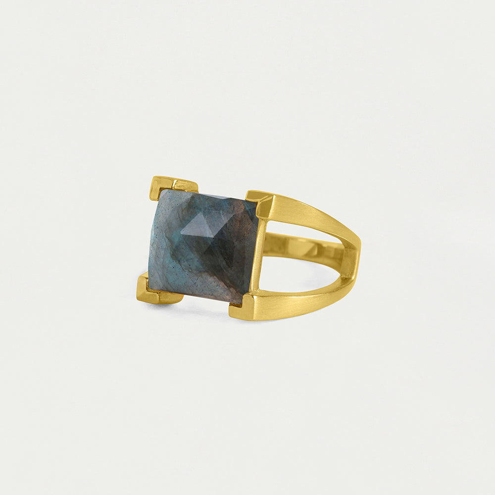 Mini Plaza Labradorite Ring
