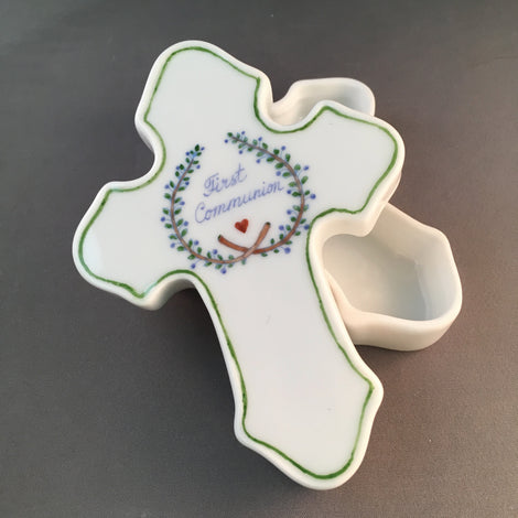 Cross Porcelain Box 5 Inch