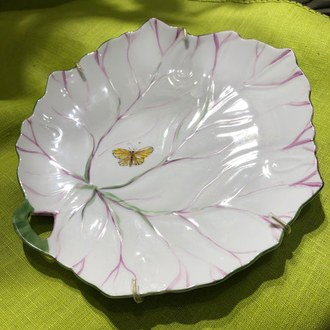 Leaf Plate with Grasshopper - Green Veins