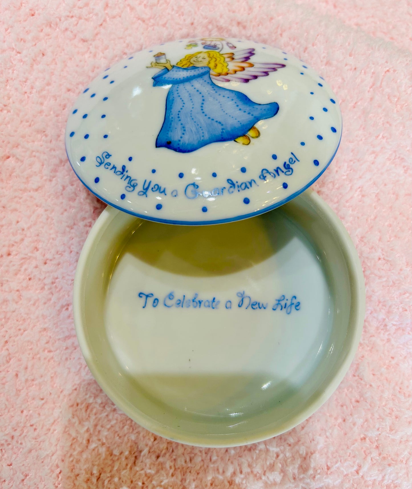 Guardian Angel 3" Round Box