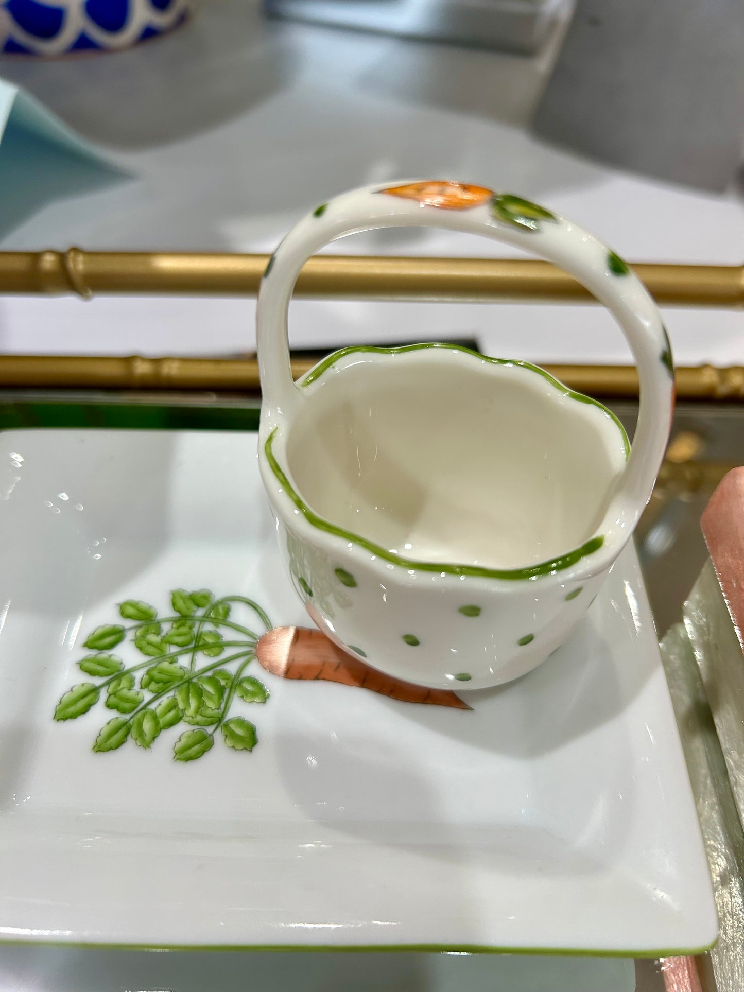 Small Porcelain Basket 3in x 1.75in