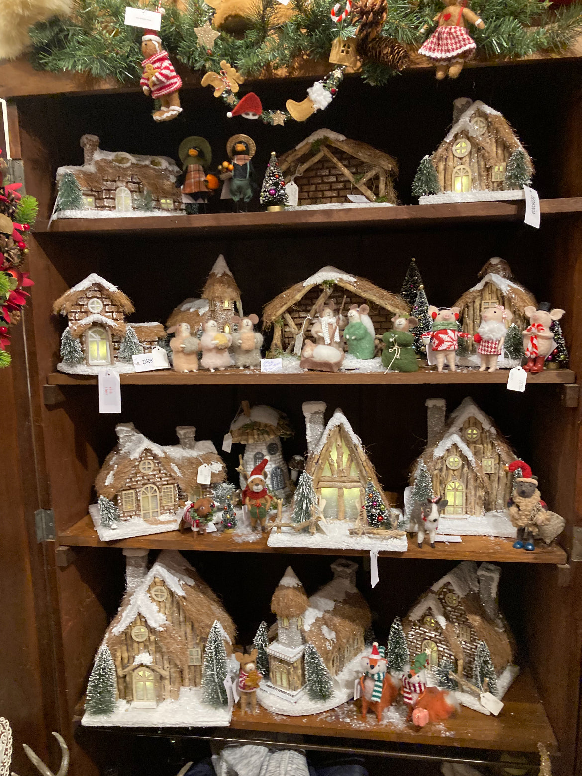 Woodland House with Lighting Assorted
