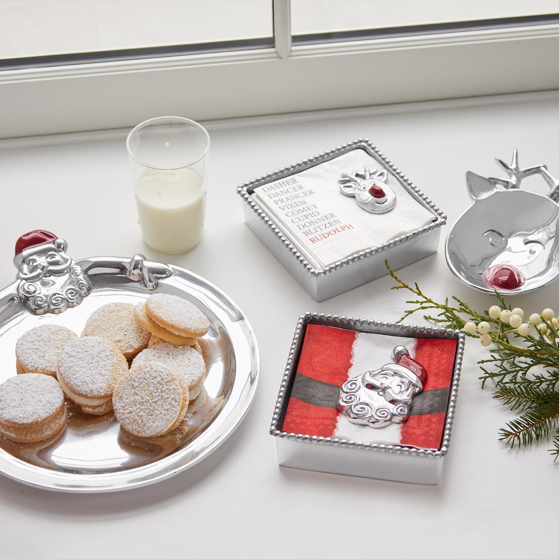 Hugging Santa Round Cookie Platter