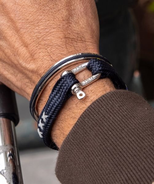 Sharp Simon COA Bracelet