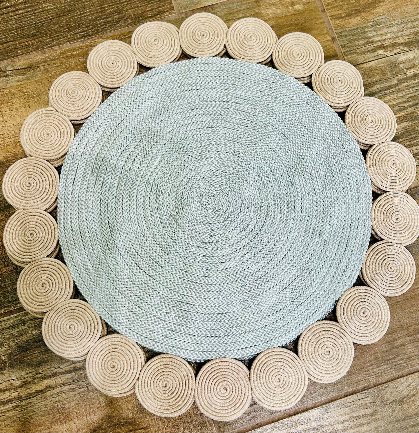 Spirals-Silver 1004/Beige 1140