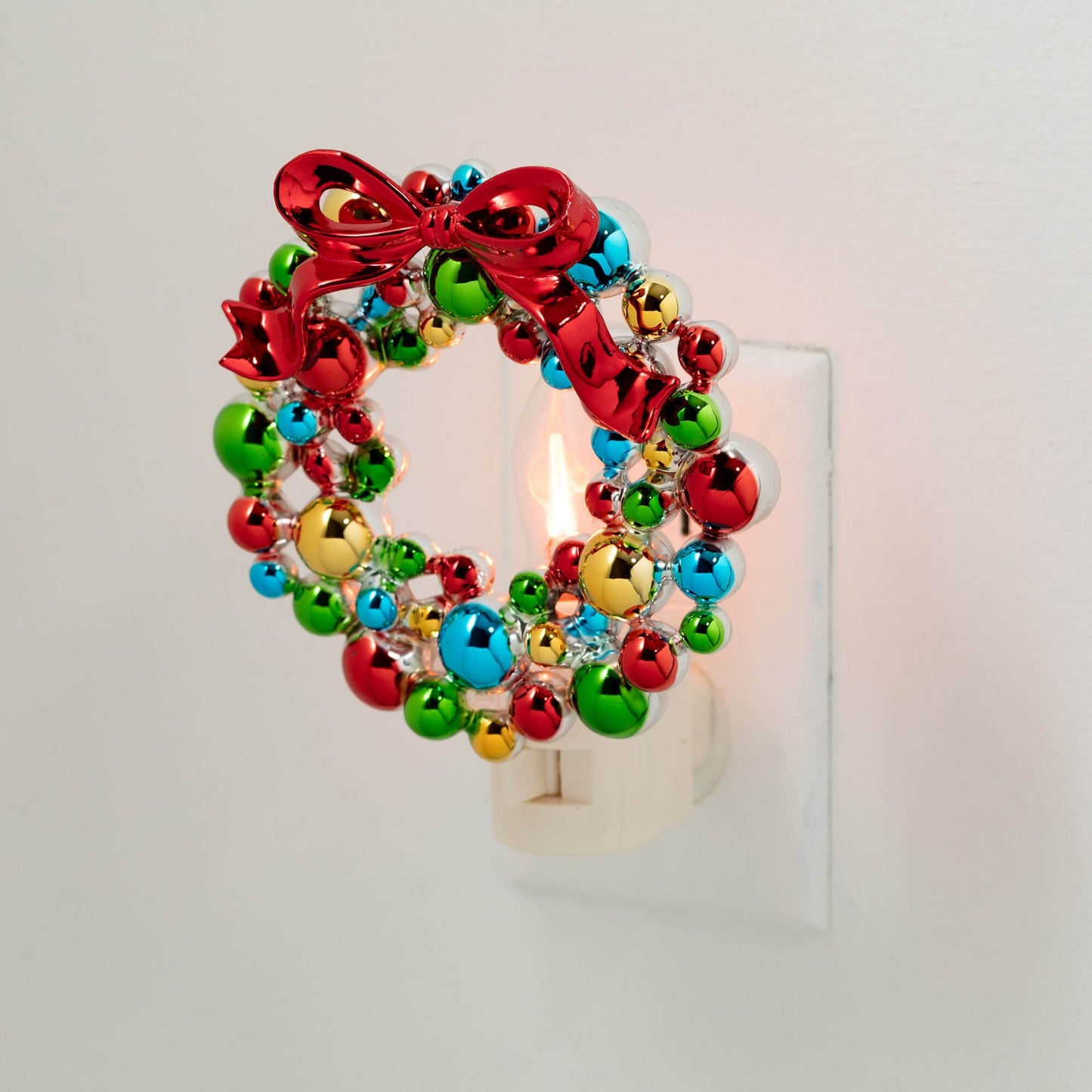 CHRISTMAS WREATH NIGHTLIGHT